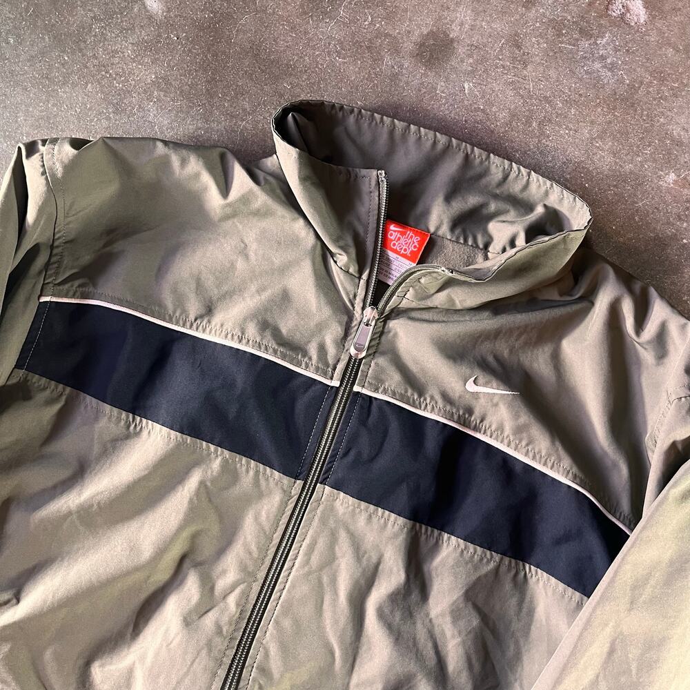 Modern Nike athletic department green/black casual sportswear track jacket men